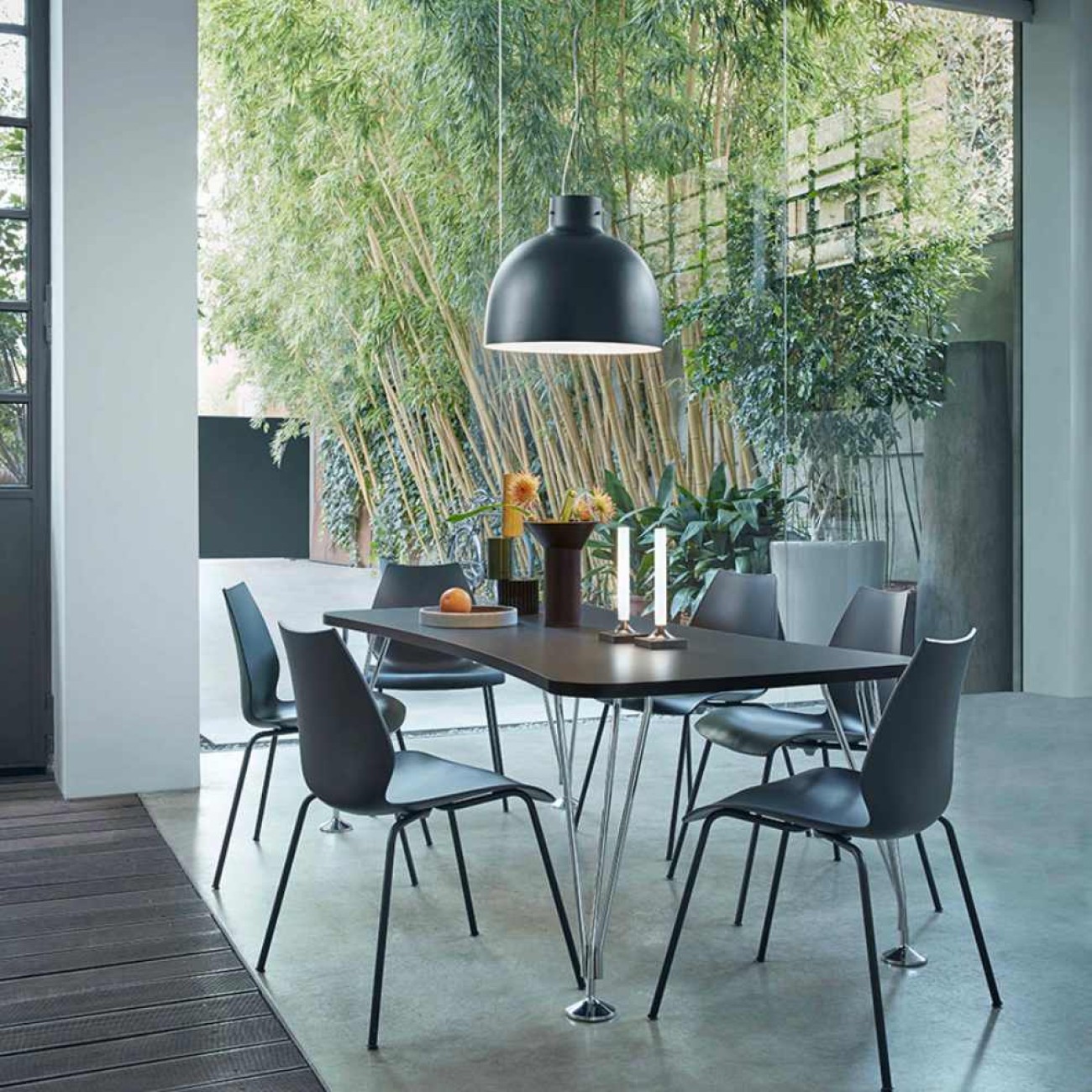 Kartell Φωτιστικό επαναφορτιζόμενο 9,7Χ29 εκ. matt titanium σειρά Goodnight Επαναφορτιζόμενα