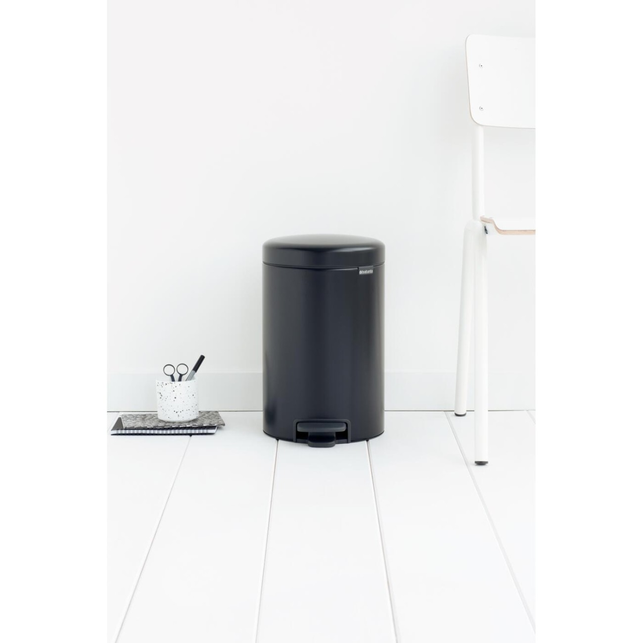 Brabantia Δοχείο απορριμάτων 12 λτ. Matt Black σειρά New Icon Κάδοι Κουζίνας