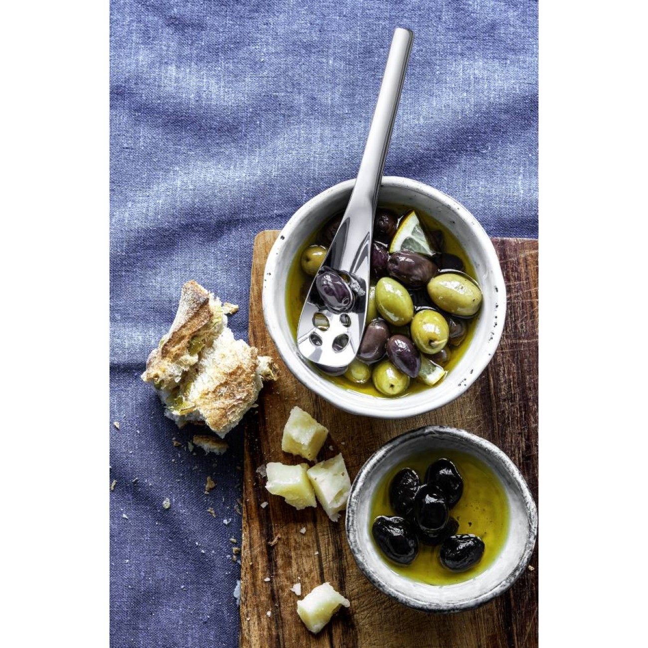 WMF Κουτάλι σερβ/τος 16 εκ. διάτρητο Nuova Αξεσουάρ Σερβιρίσματος