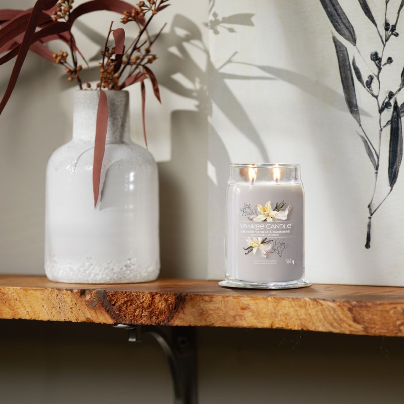 Yankee Candle Αρωματικό Κερί Signature σε Γυάλινο Δοχείο Large σειρά Smoked Vanilla & Cashmere
 Γυάλινα δοχεία Yankee Candle