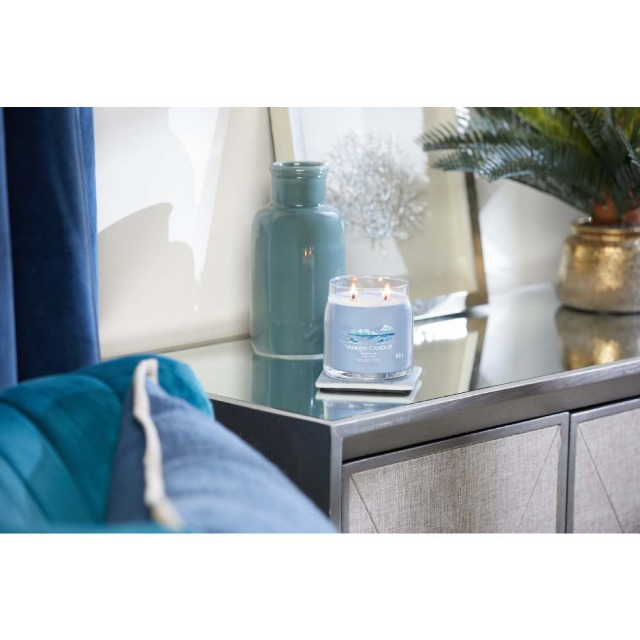 Yankee Candle Αρωματικό Κερί Signature σε Γυάλινο Δοχείο Medium σειρά Ocean Air Γυάλινα δοχεία Yankee Candle