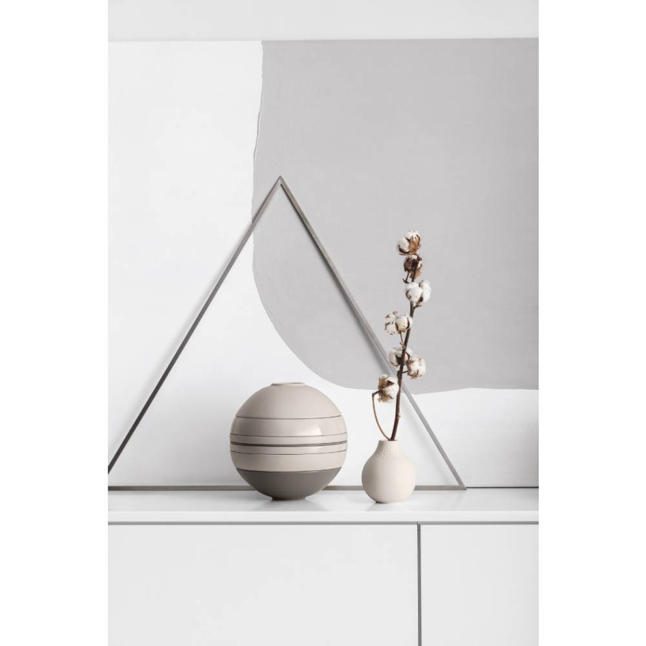 Villeroy & Boch Βάζο 11Χ11Χ12 εκ. Perle σειρά Manufacture Collier Beige Βάζα