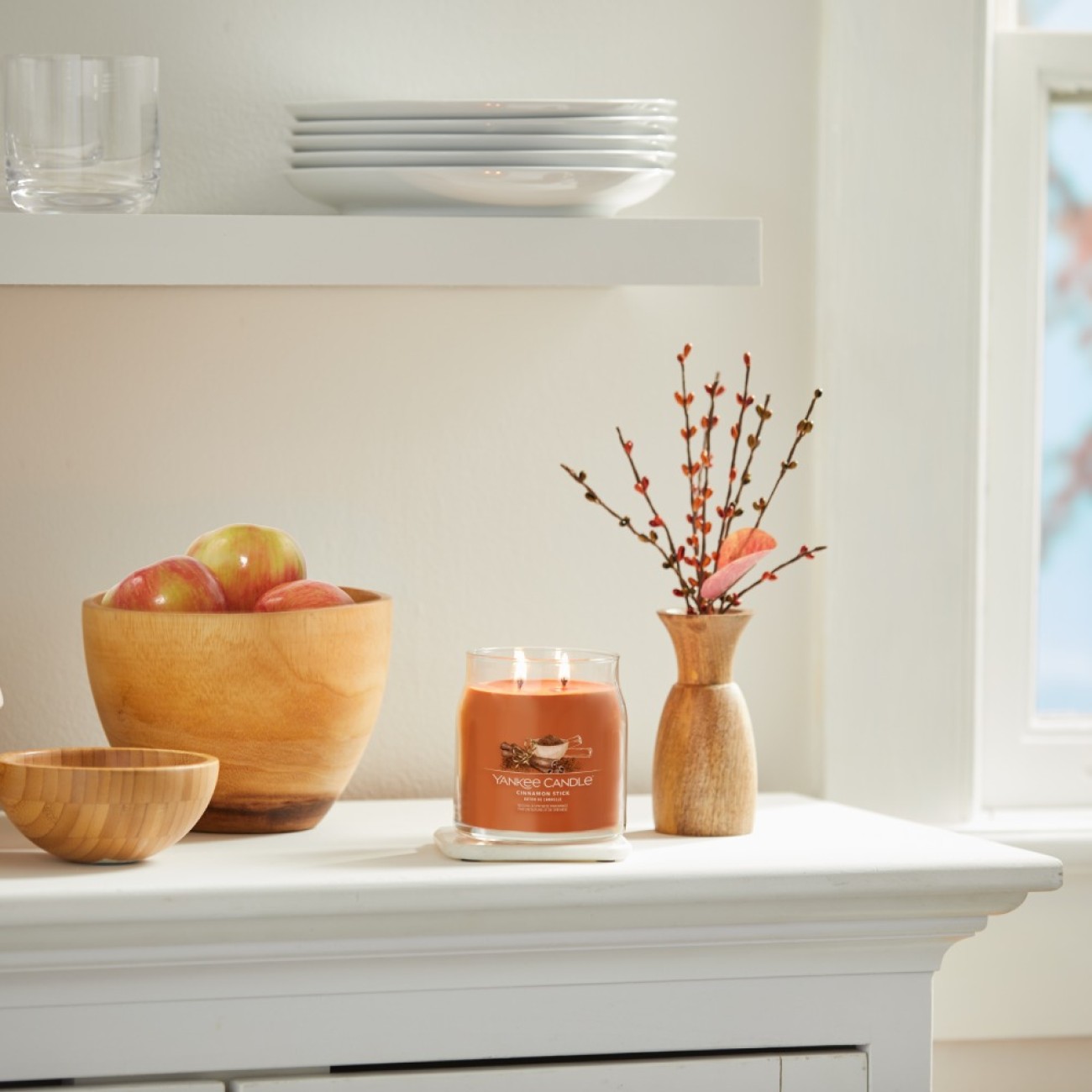 Yankee Candle Αρωματικό Κερί Signature σε Γυάλινο Δοχείο Medium σειρά Cinnamon Stick Γυάλινα δοχεία Yankee Candle