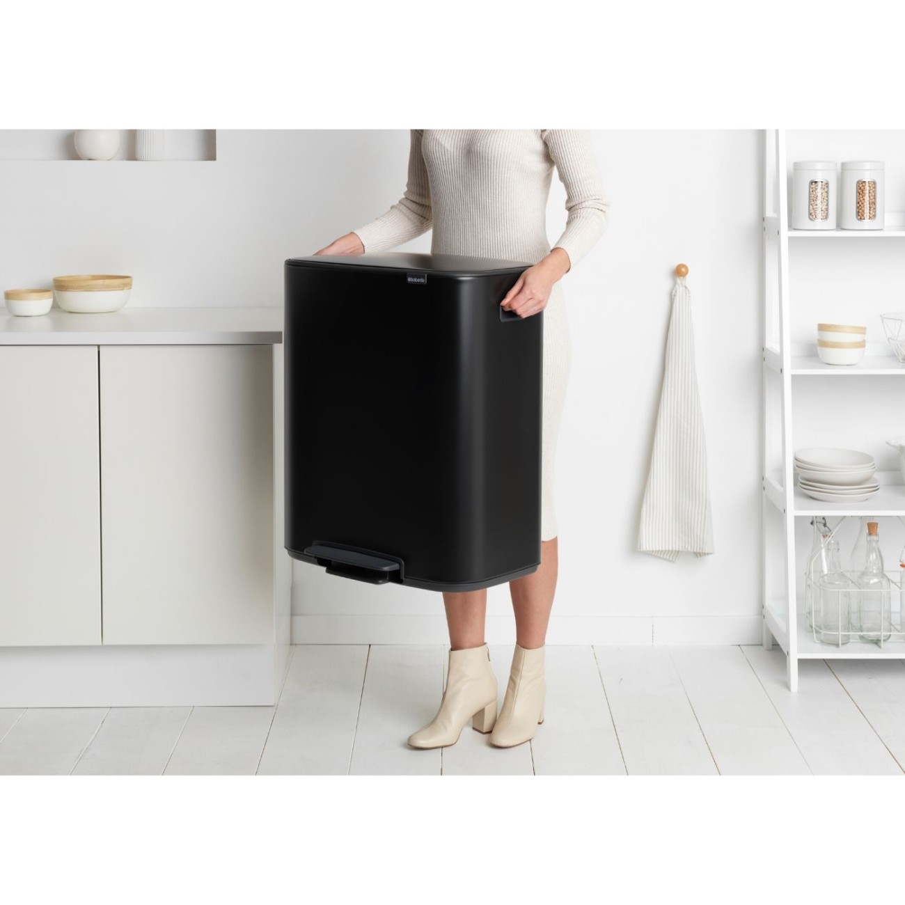 Brabantia Δοχείο απορριμμάτων Pedal Bin 2x30L Matt Black σειρά BO Κάδοι Κουζίνας