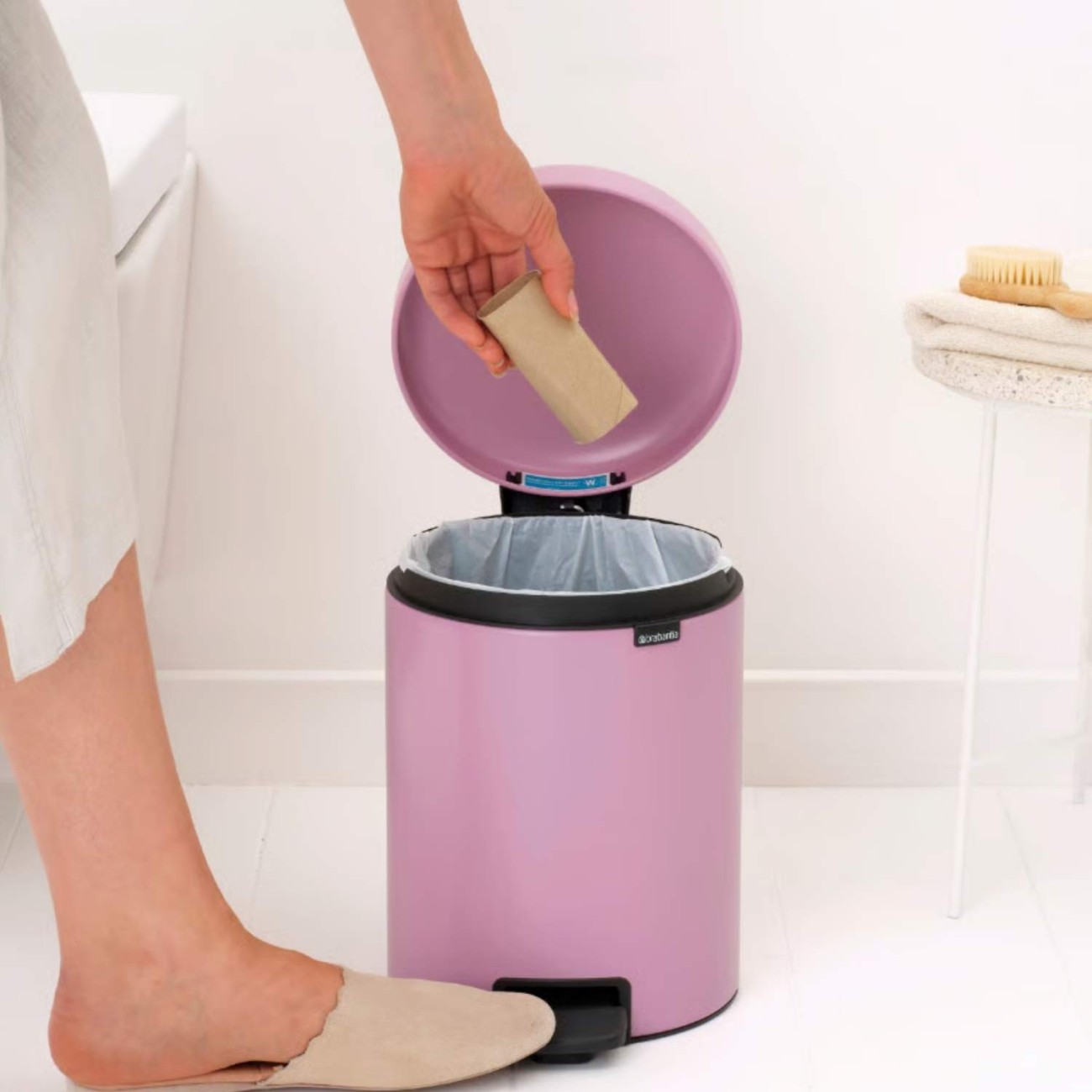Brabantia Δοχειο Απορριμάτων 5Lt Lilac Pink σειρά Newicon Κάδοι Απορριμμάτων 