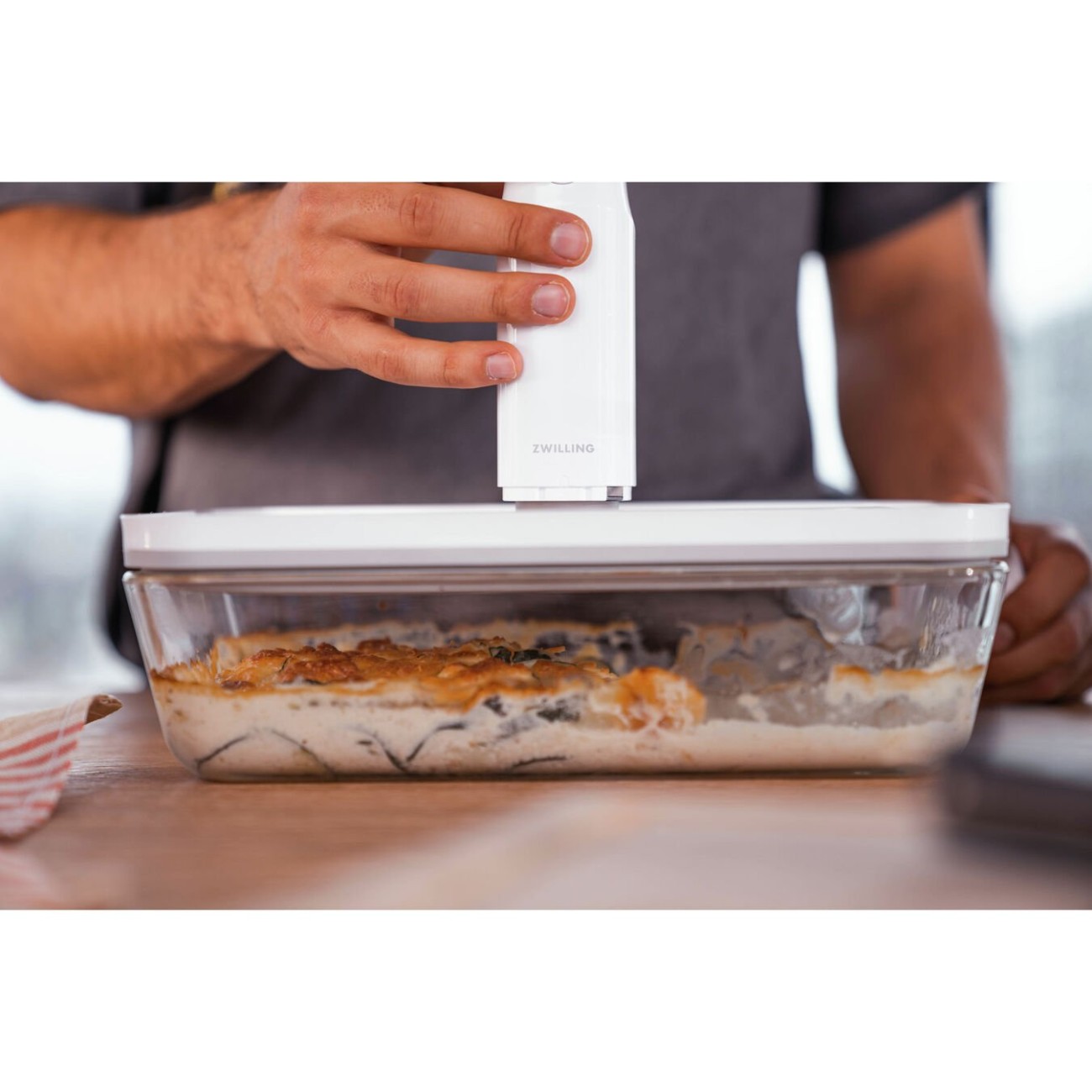 Zwilling Δοχείο τροφίμων Vacuum L/ ταψί (χωρίς το καπάκι) παραλληλόγραμμο 2,8/2,2 lt 29X20Χ10 cm σειρά Fresh & Save Δοχεία Τροφίμων