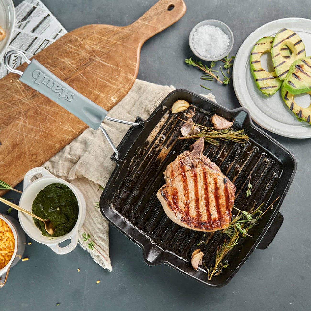 Staub Γκριλιέρα τετράγωνη 24x24εκ. μαντέμι με χερούλι σιλικόνης σειρά Grill Symphony Γκριλιέρες/Ψηστιέρες