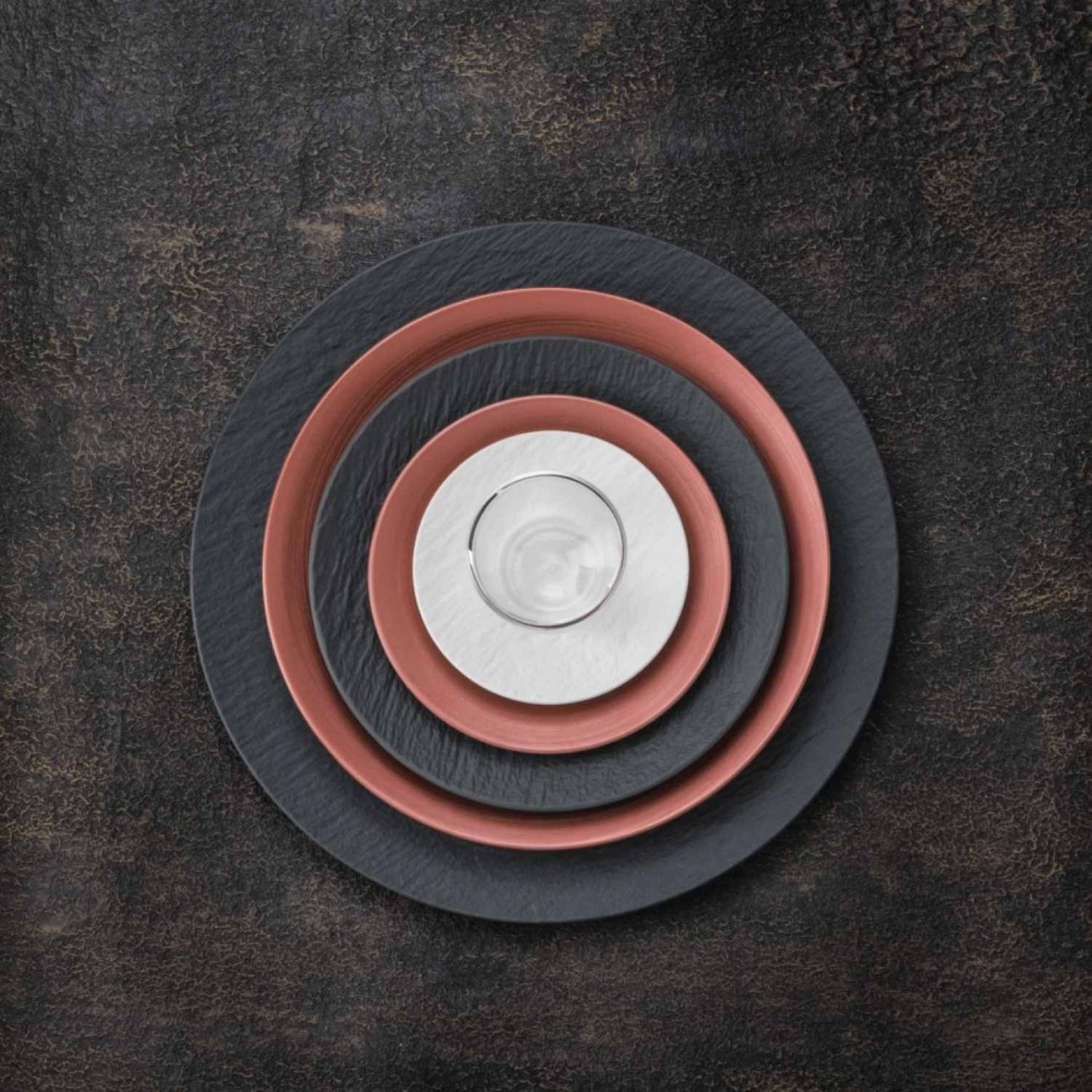 Villeroy & Boch Μπολ/Σαλατιέρα βαθιά 29 εκ./0,44 λτ. σειρά Manufacture Rock by Villeroy & Boch