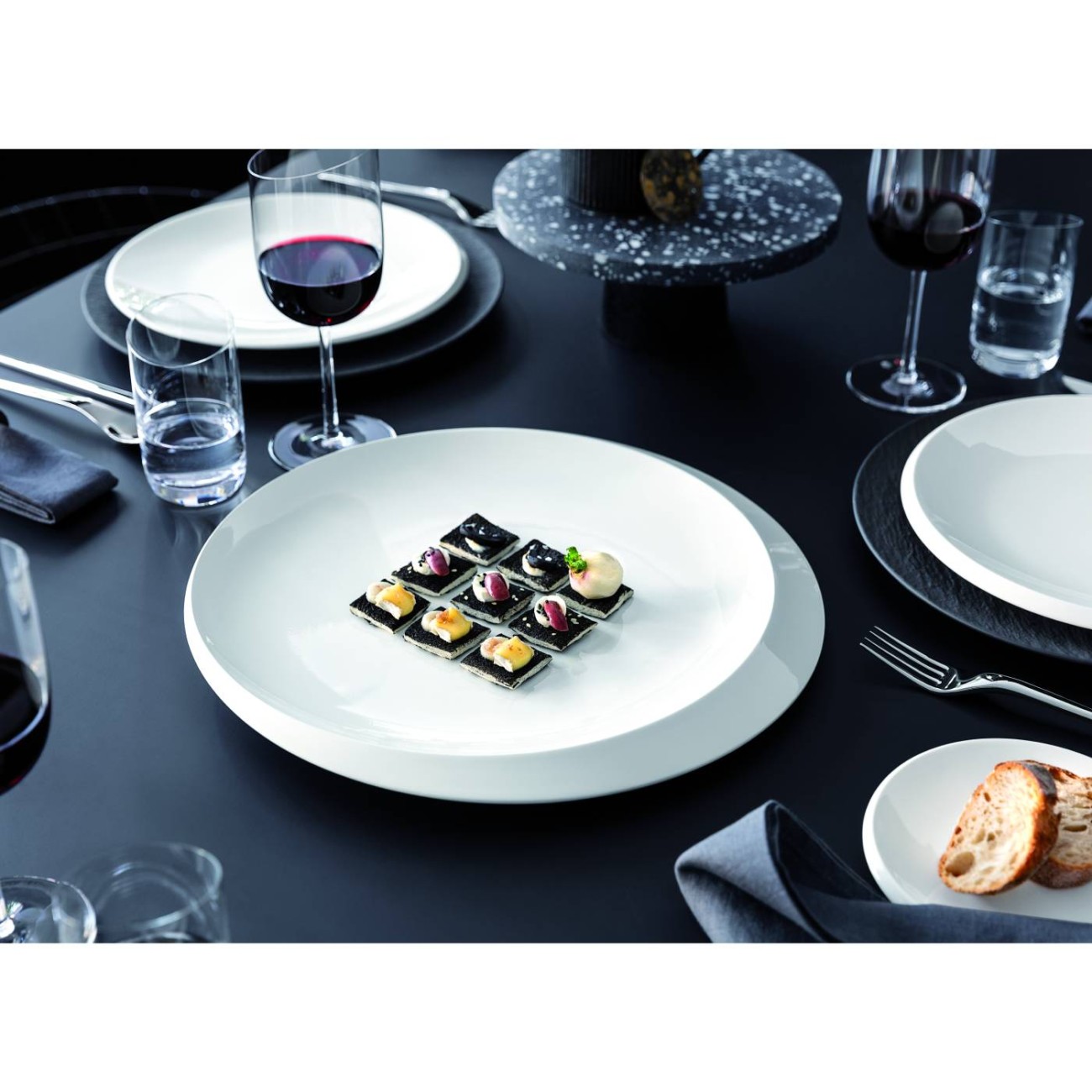 Villeroy & Boch Πιατέλλα στρογγυλή 37 εκ. σειρά NewMoon NewMoon By Villeroy & Boch