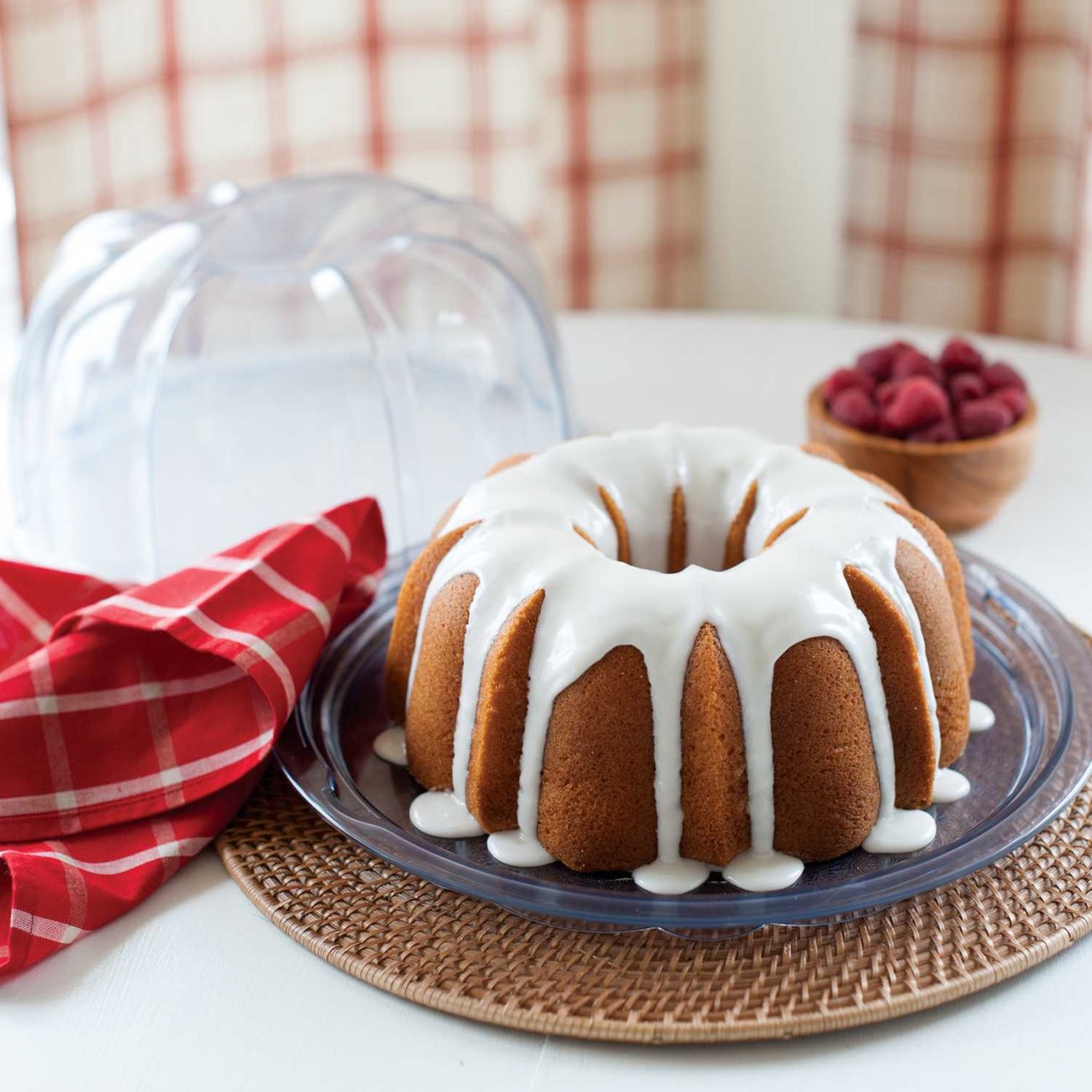 Nordic Ware Σκεύος φύλαξης 32,40εκ. για κέικ με κάλυμμα Καπάκια & βάσεις για σκεύη 