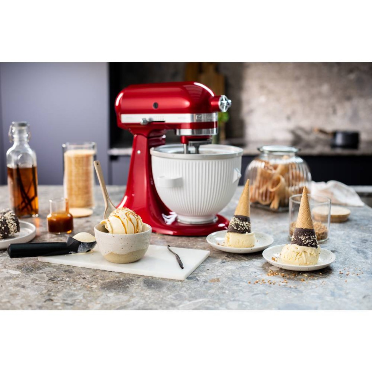KitchenAid Μίξερ 4,8 λτ. Empire Red σειρά Artisan
 Μίξερ
