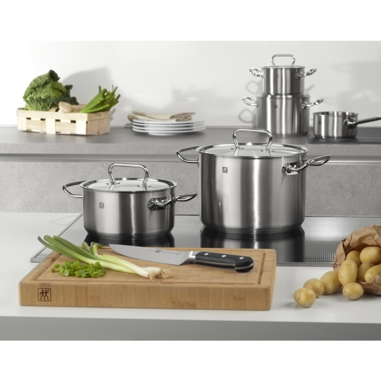 Zwilling J.A.Henckels Σετ 5 τεμ. με ανοξείδωτο καπάκι σειρά Twin Classic 
 Σετ Μαγειρικά Σκεύη