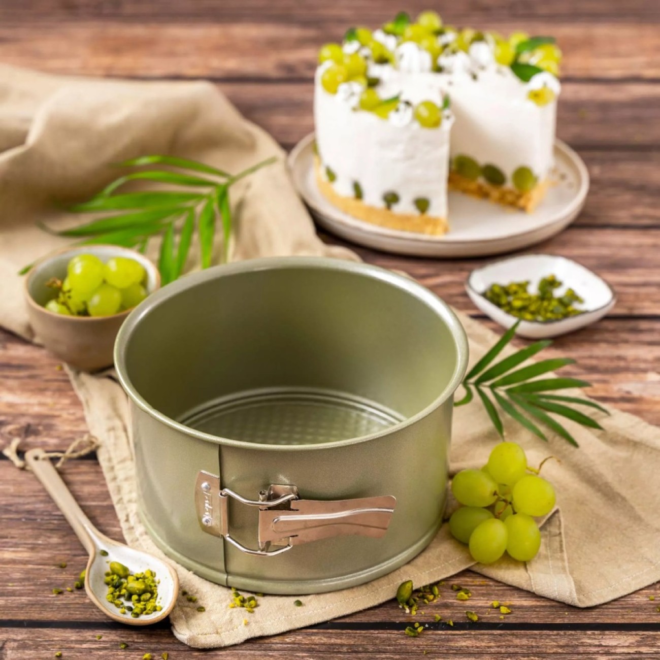 Zenker Φόρμα λυόμενη βαθειά 18 εκ. σειρά Green Vision 
 Φόρμες κέικ