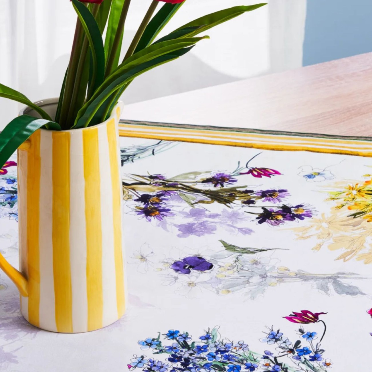 Vingi Ricami Τραπεζομάντηλο 93x93cm σειρά Tiffany 20 Τραπεζομάντηλα/Runner/Χαρτοπετσέτες