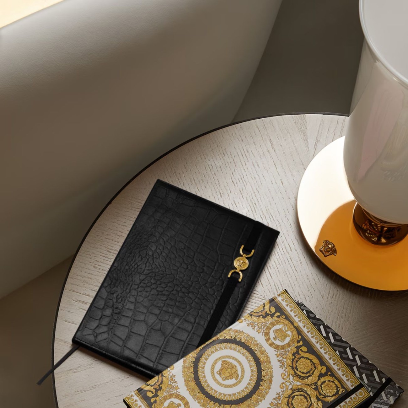 Versace Σημειωματάριο μαύρο σειρά Medusa 95 Νέα Είδη