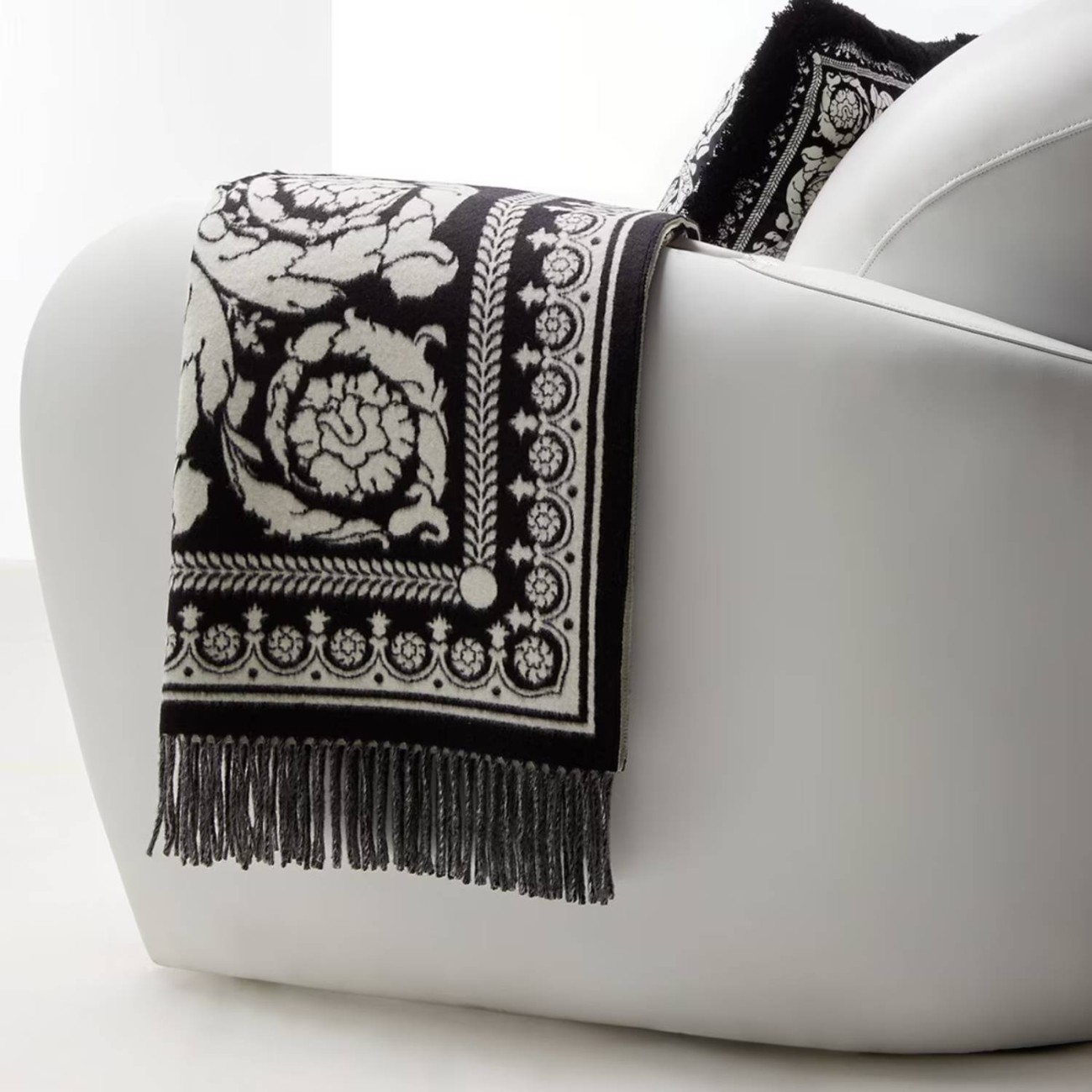 Versace Ριχτάρι 140x140cm λευκό/μαύρο σειρά Crete de Fleur Παπλώματα