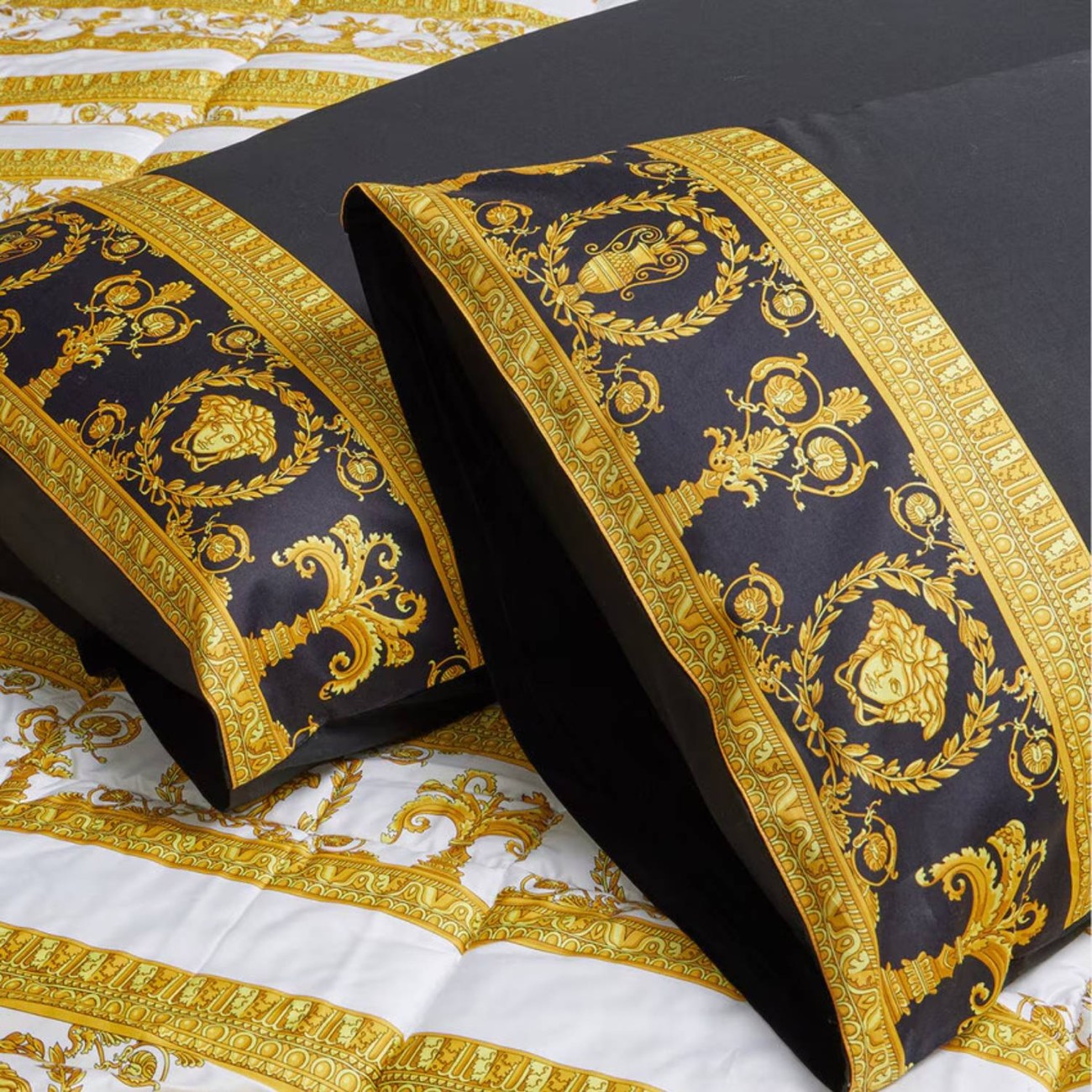 Versace Σετ σεντόνια 280x290cm/200x205cm & 2 μαξ/κες 53x94cm μαύρο/χρυσό σειρά I Heart Baroque Σεντόνια