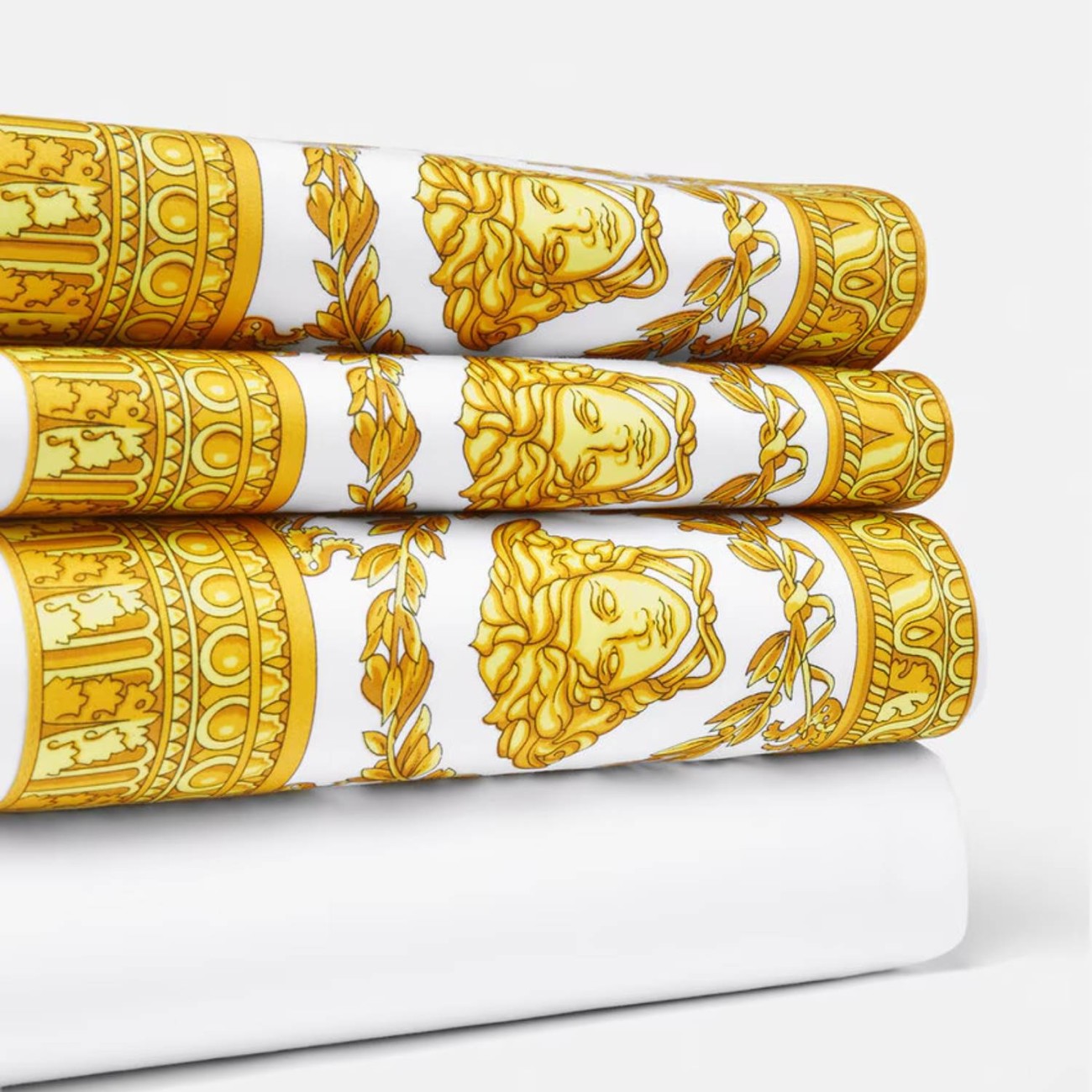 Versace Σετ σεντόνια 280x290cm/200x205cm & 2 μαξ/κες 53x94cm λευκό/χρυσό σειρά I Heart Baroque Σεντόνια