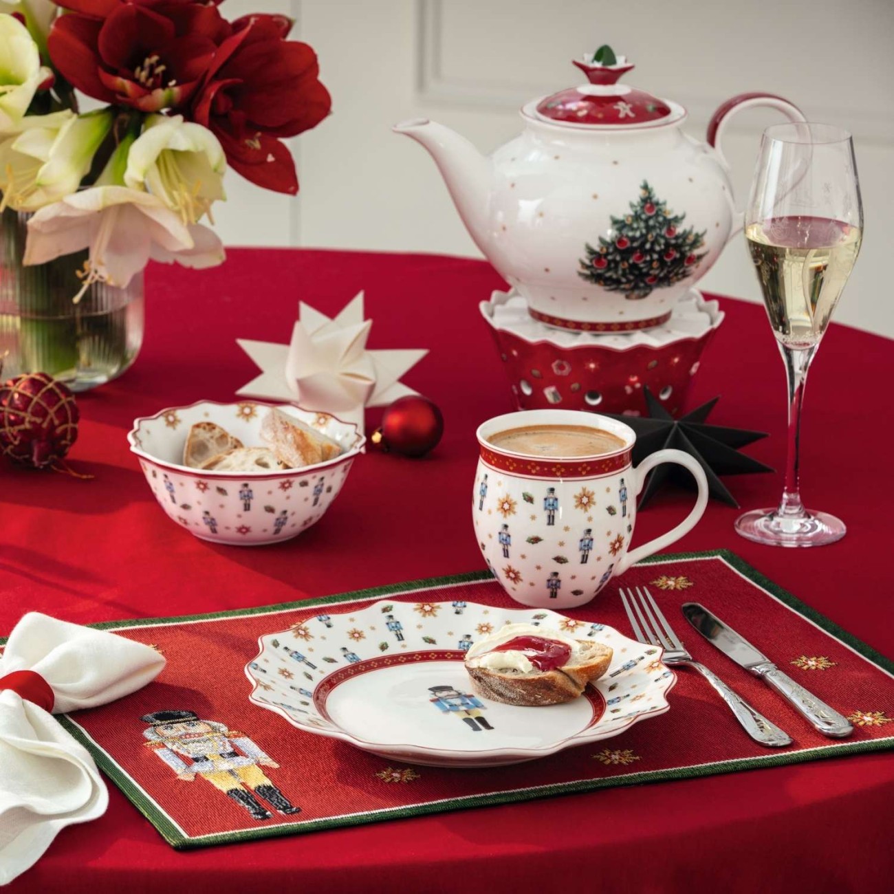 Villeroy & Boch Σετ 4 τεμ. πιάτο φρούτου 24 εκ. Anniversary σειρά Toy's Delight Χριστουγεννιάτικα