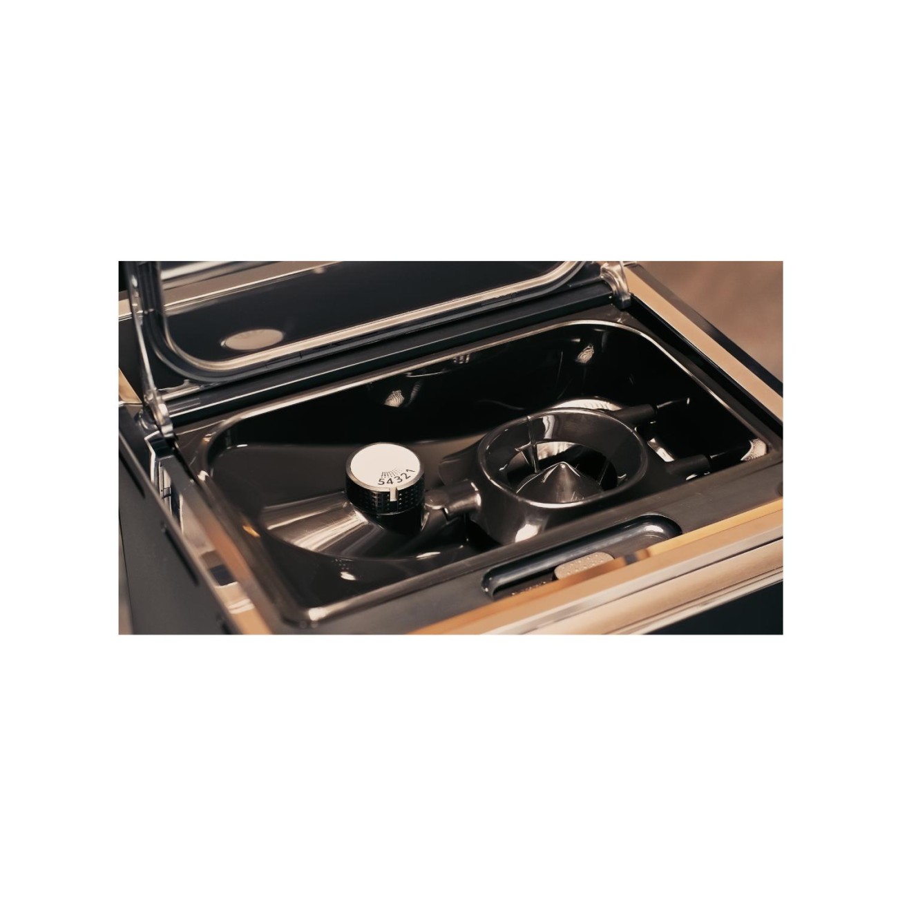 WMF Αυτόματη μηχανή εσπρέσσο Silver σειρά Perfection 640 Αυτόματες Καφετιέρες