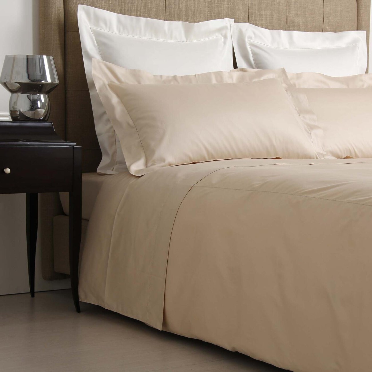 Frette Σετ σεντονια 270Χ320εκ. με 2 μαξιλαροθηκες 51Χ71εκ.χρώμα ανοιχτό γκρι 100% βαμβάκι σειρά Single Ajour Σετ σεντόνια
