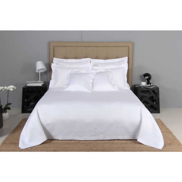 Frette Κάλυμμα κρεβατιού πικέ 270x260εκ. ζακάρ χρώμα λευκό 100% βαμβάκι σειρά Melody Frette Κάλυμμα κρεβατιού πικέ 270x260εκ. ζακάρ χρώμα λευκό 100% βαμβάκι σειρά Melody