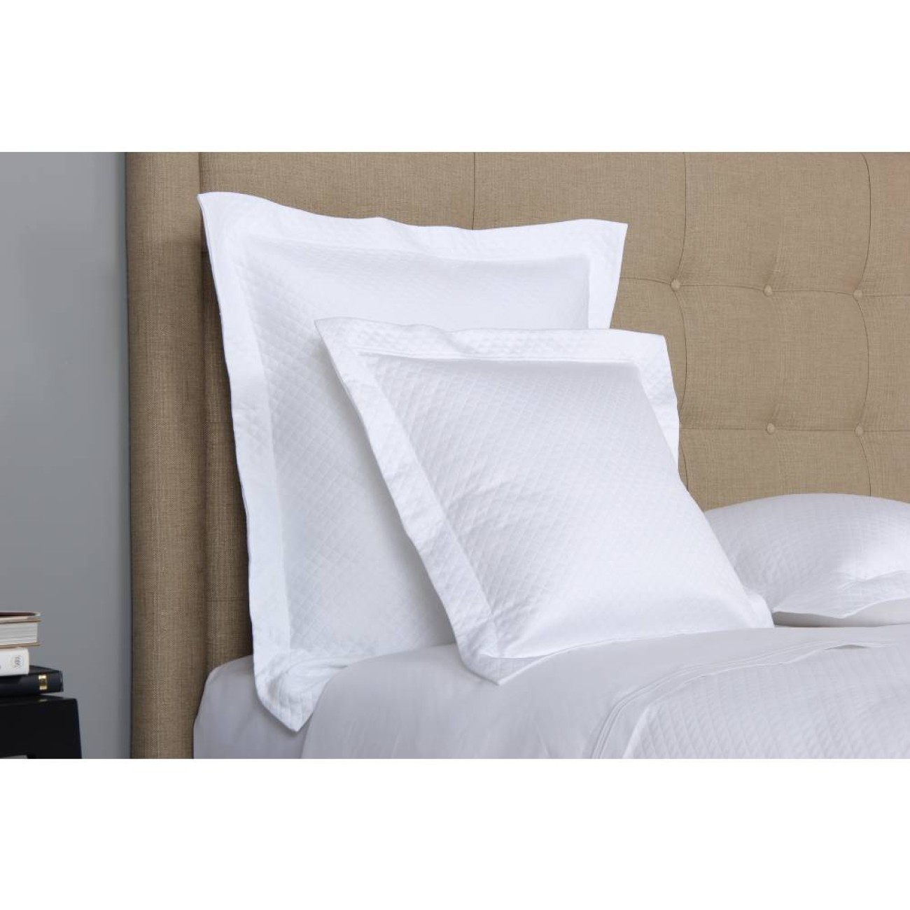 Frette Κάλυμμα κρεβατιού πικέ 270x260εκ. ζακάρ χρώμα λευκό 100% βαμβάκι σειρά Melody Καλύμματα