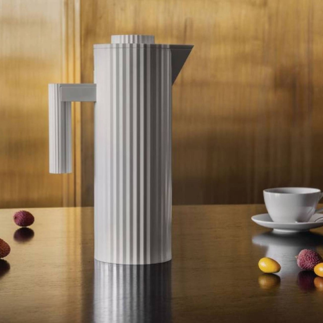 Alessi  Κανάτα ισοθερμική 1lt λευκή σειρά Plisse Θερμός/ Κανάτες